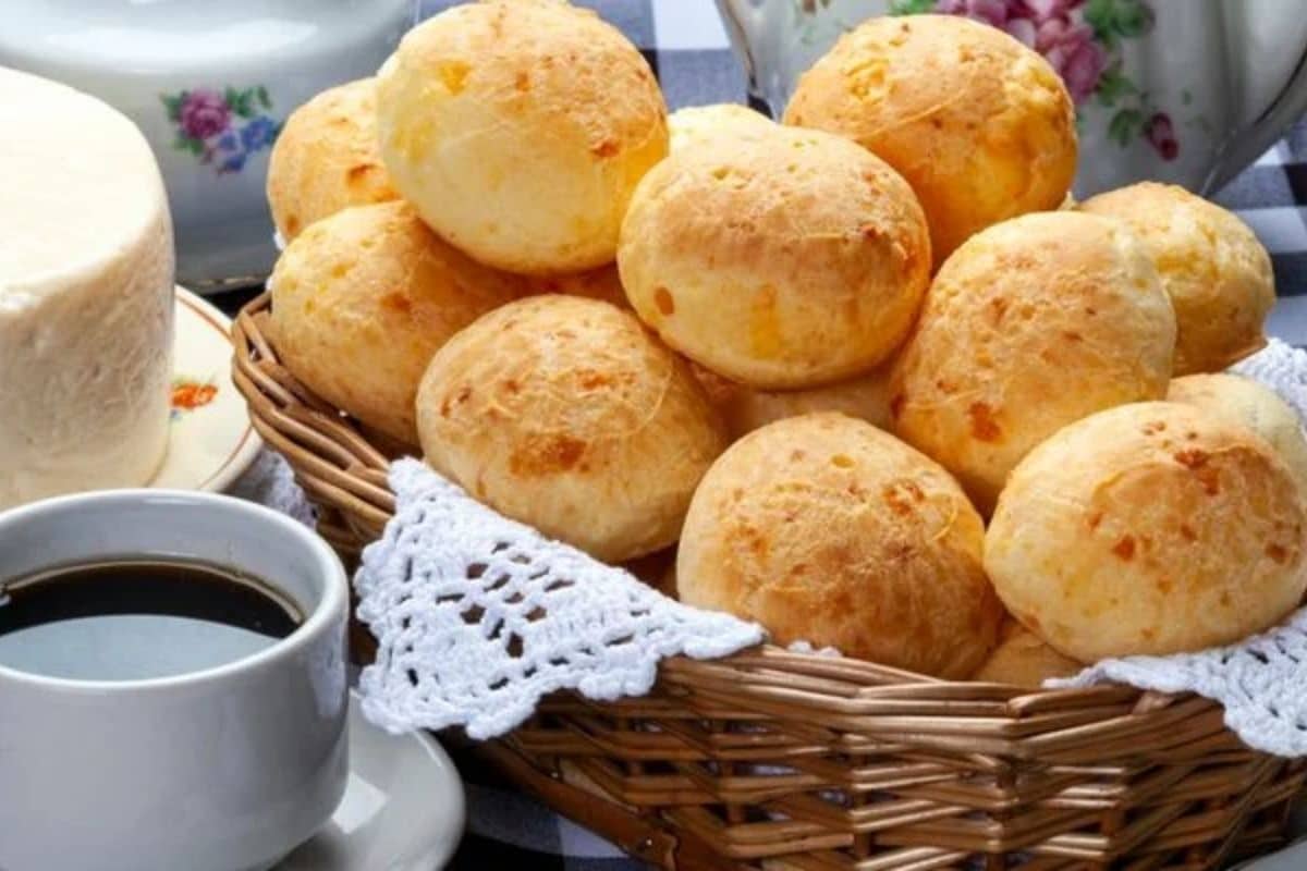 Receita de Pão de Queijo Fácil de Fazer Receita Rápido