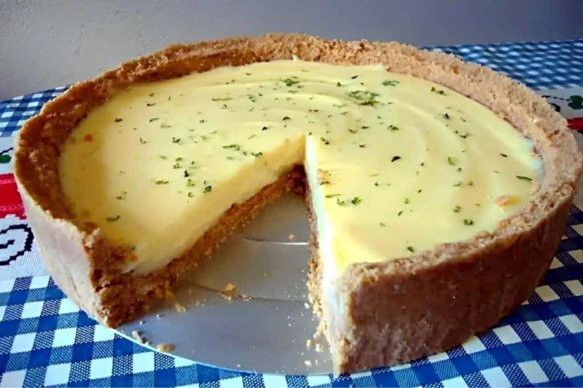 Torta de limão simples e deliciosa Receita Rápido