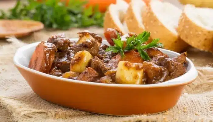 Como Fazer Carne com Batata e Cenoura