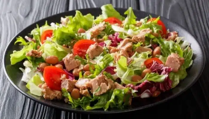 Como Fazer Salada de Atum