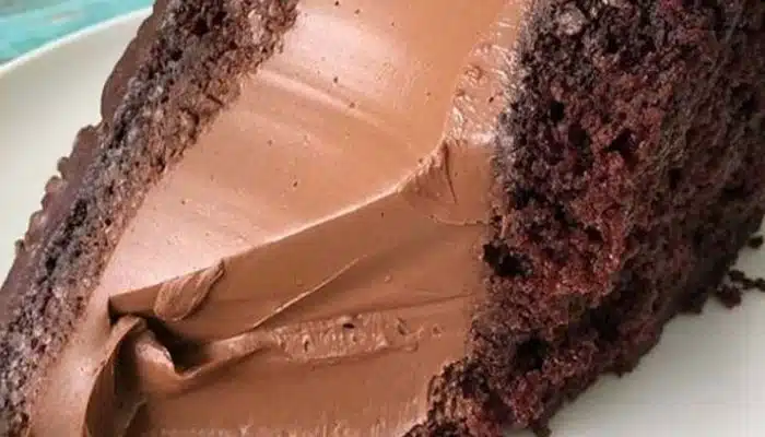 Fácil Receita de Mousse de Chocolate Para Recheio de Bolo