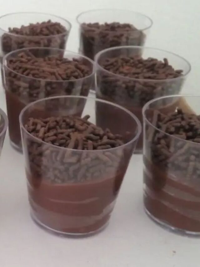 Brigadeiro de Copinho Super F\u00e1cil de Fazer - Receita R\u00e1pido