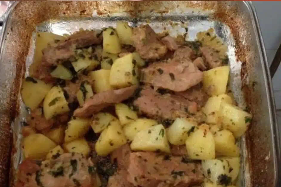 Como Fazer Filé Mignon Suíno com Batata Assada na Manteiga