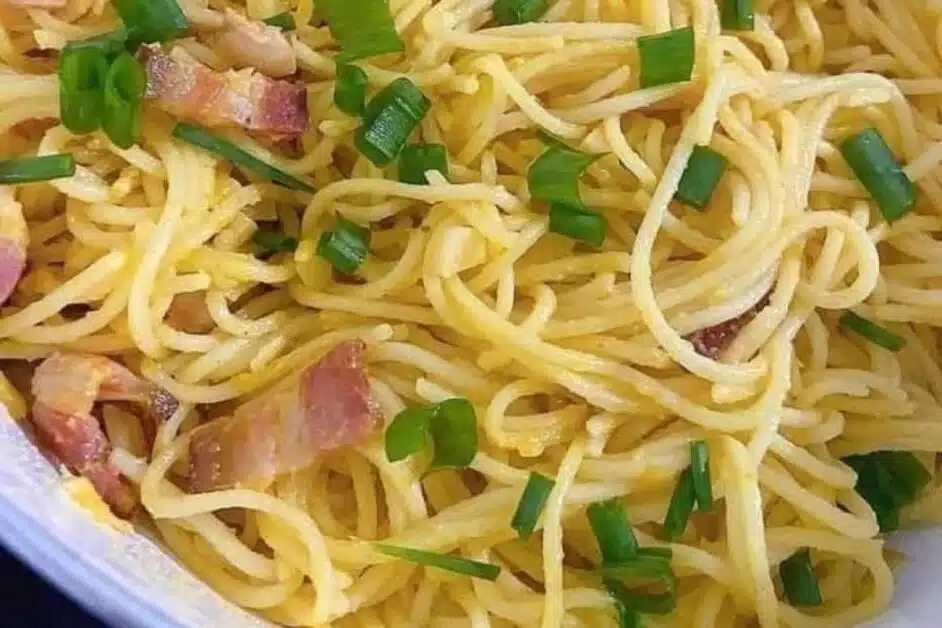 Macarrão ao Alho e Óleo com Bacon