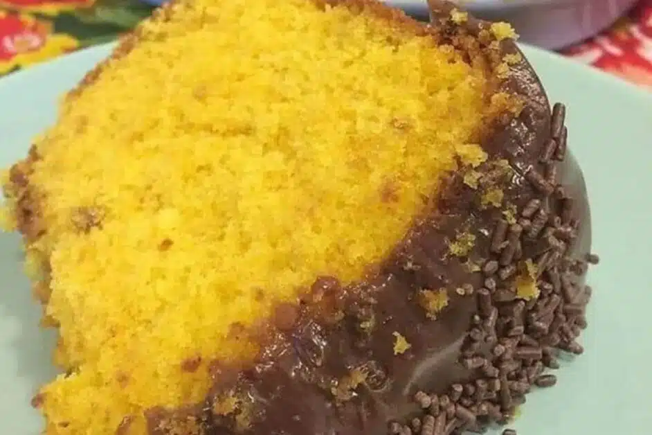 Bolo de Cenoura com Cobertura de Brigadeiro