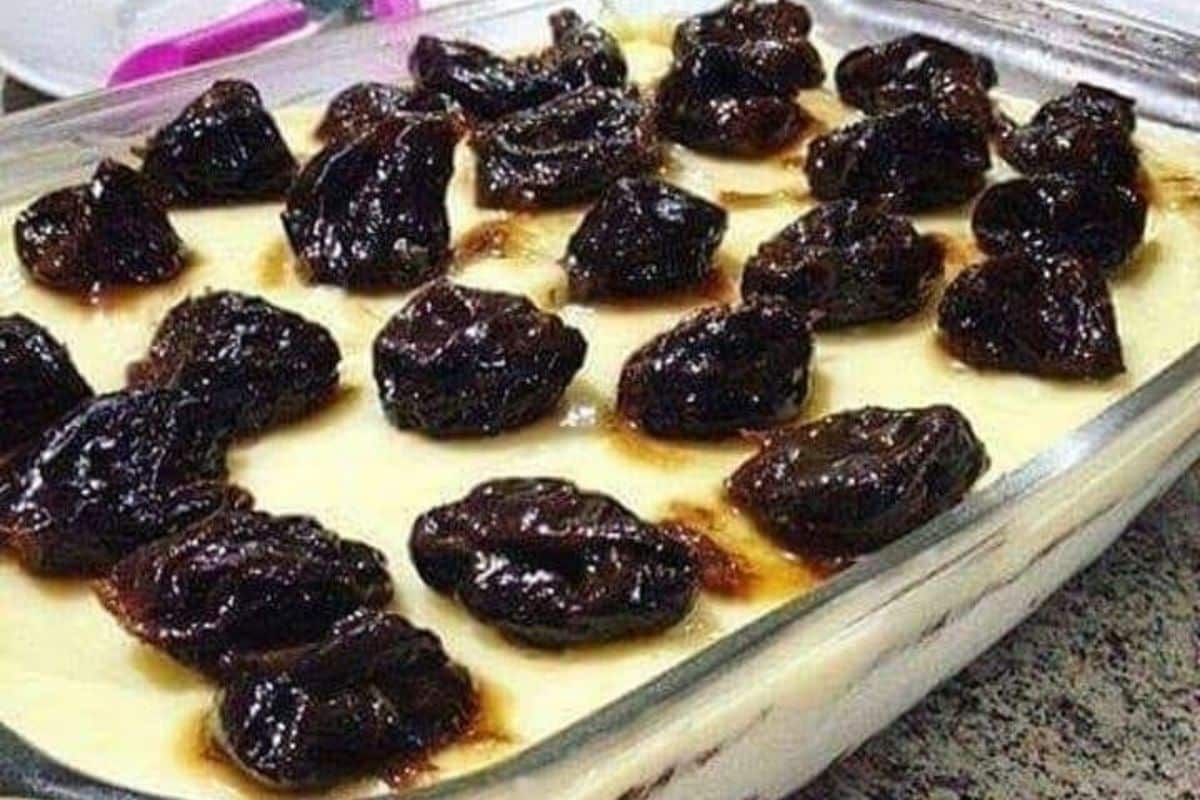 Receita de Pavê de Ameixa Simples
