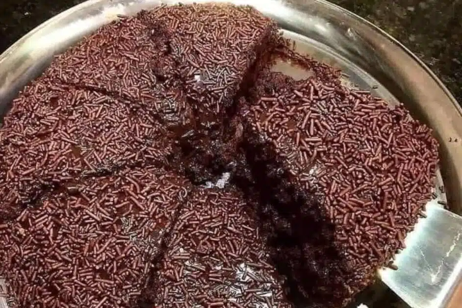 Como Fazer Bolo de Chocolate fofinho