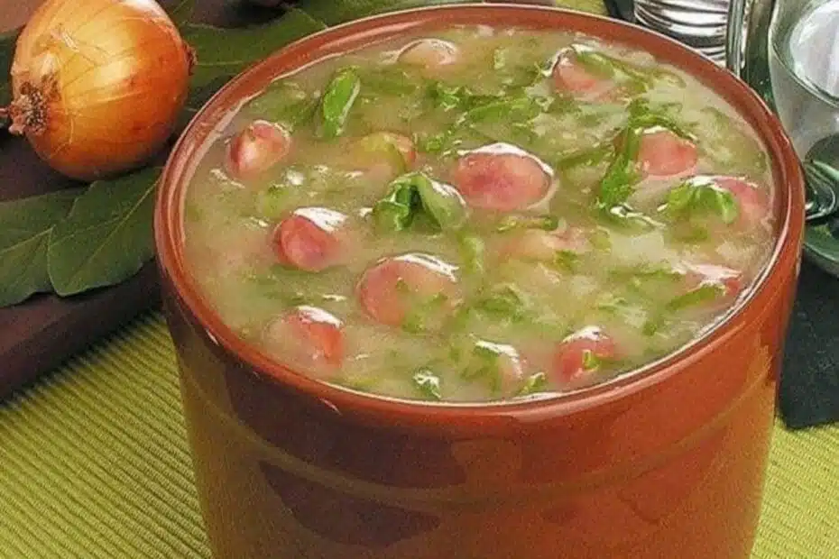 Receita de Caldo Verde com Batata e Calabresa