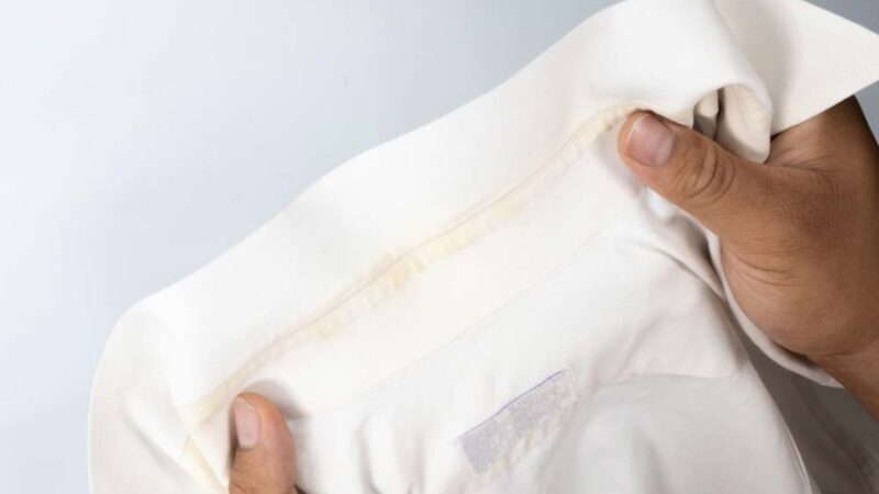 Misturinha Para Remover o Amarelado das Roupas Brancas: Segredo Que Guardava a 7 Chaves