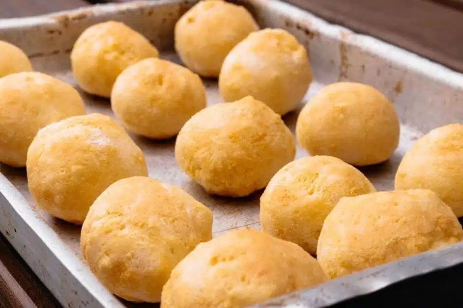 Receita de Pão de Queijo Com Polvilho Azedo