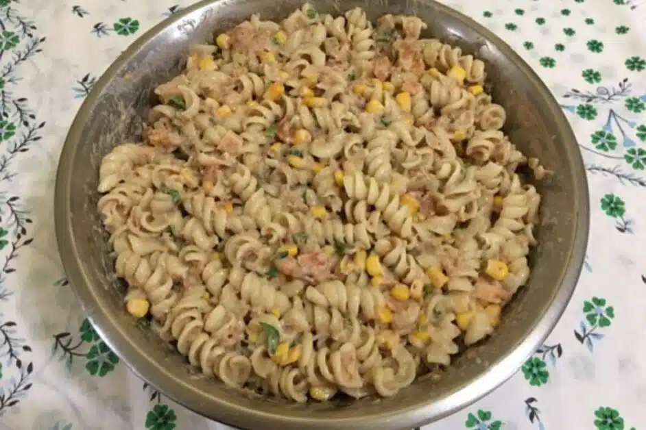 Receita de Salada de Macarrão Com Atum: Deliciosa e Fácil