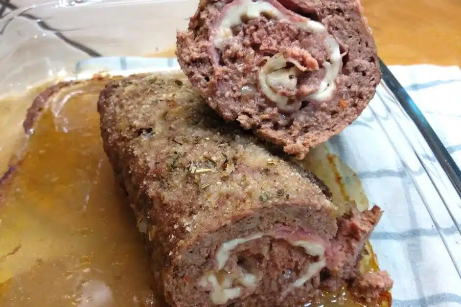 Receita de rocambole de carne moída