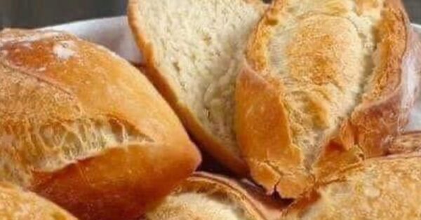 Receita de Pão francês das Padarias