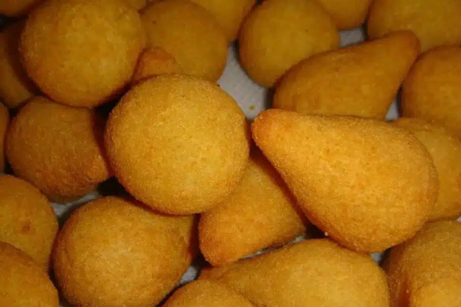 Receita de coxinha com massa de farinha e batata