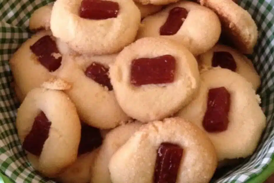 Receita de biscoitinho amanteigado com goiabada