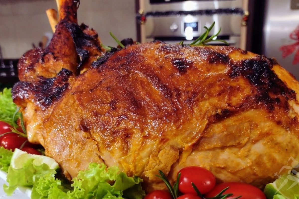 Como Fazer um Pernil Assado Suculento para o Natal: Uma Receita Inesquecível