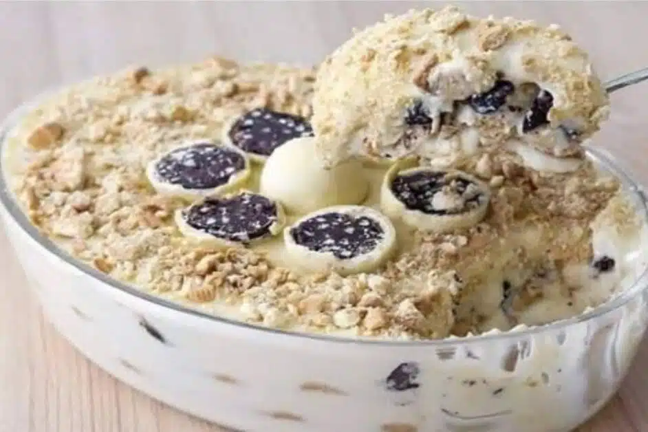 Mousse de bombom ouro branco na travessa