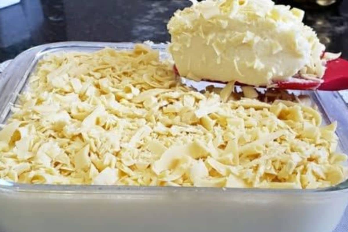 Moça gelada de Ano Novo simples, cremosa e impossível de resistir