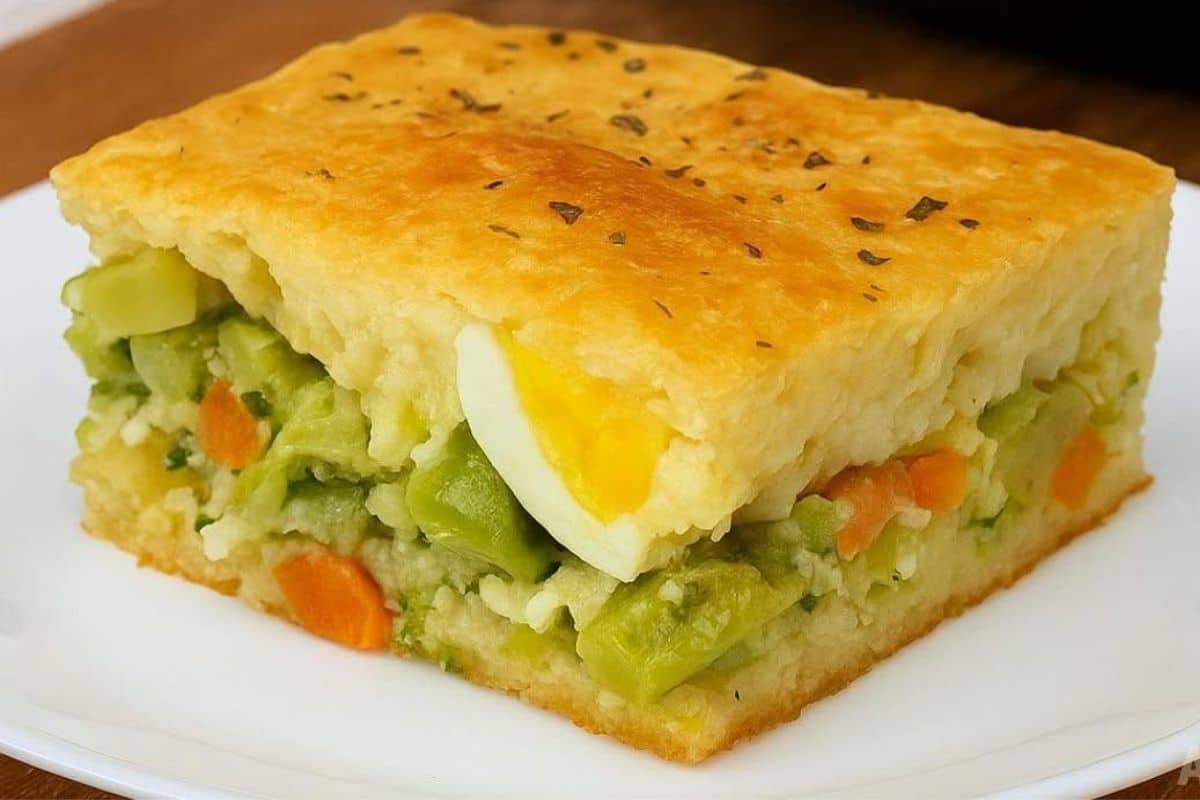 Torta de Legumes Cremosa Que Nunca Sobra: Quando Faço Essa Torta de Legumes Não Sobra Nada