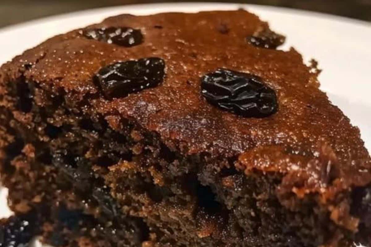 Bolo Escuro de Especiarias Aconchegante e Cheio de Sabor