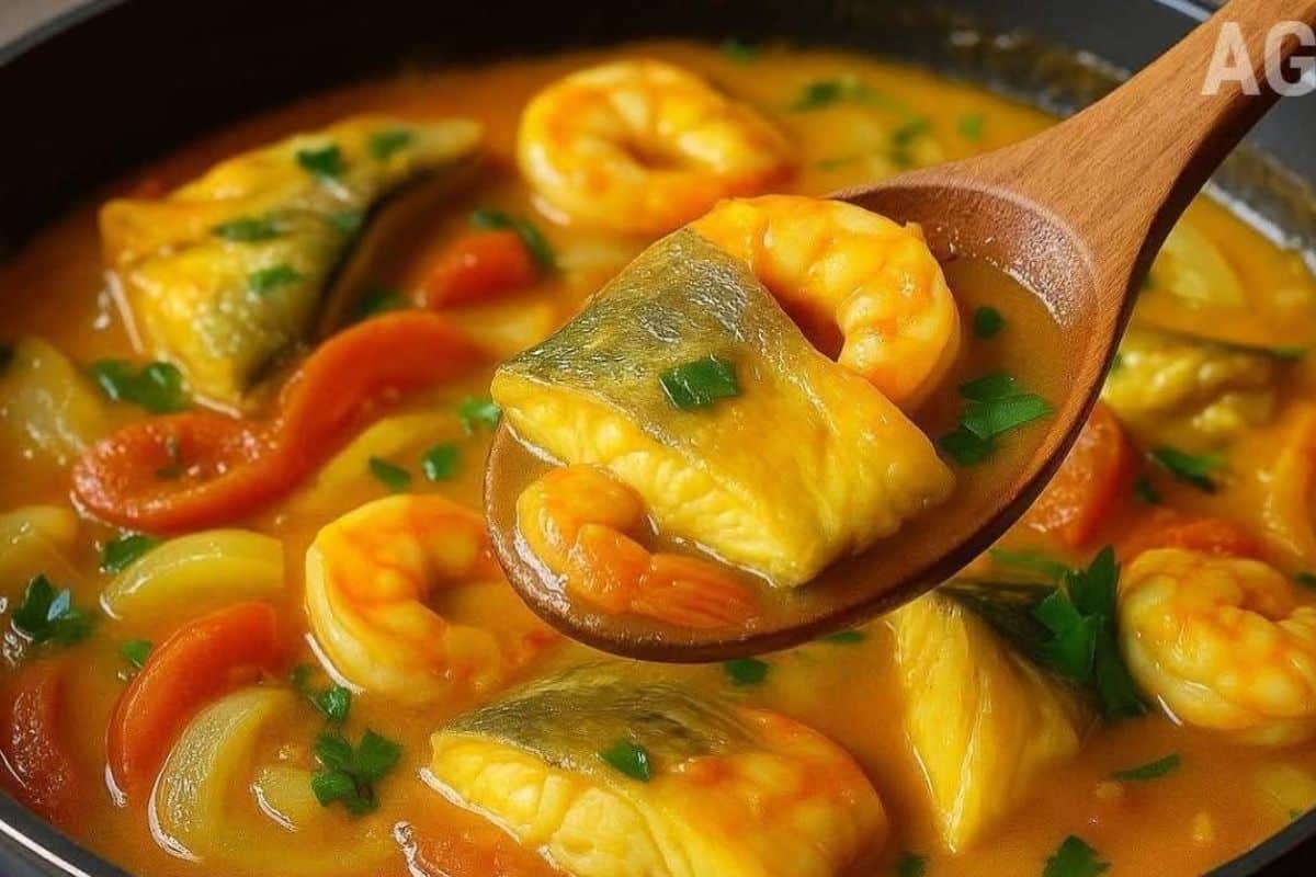 Moqueca de Peixe e Camarão de Respeitar Qualquer Almoço em Família