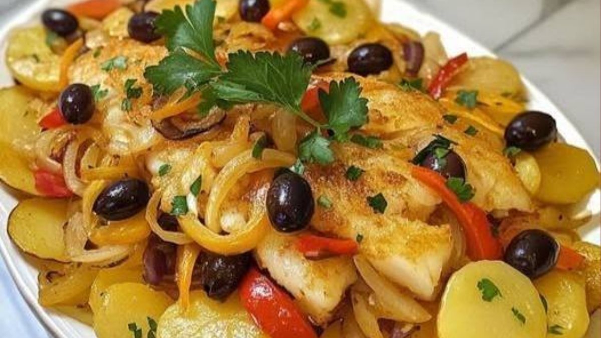 Bacalhau à Portuguesa com Cebolada que Fica SUCULENTO, PERFUMADO e com Sabor de Restaurante Tradicional