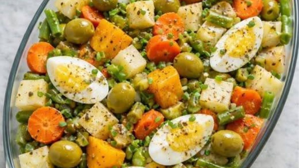 Salada de Legumes Cozidos: a receita simples e colorida que deixa qualquer almoço muito mais gostoso