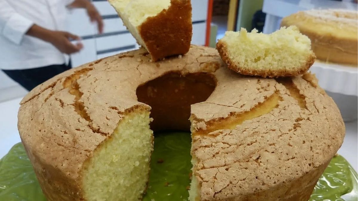 Bolo de Água: O Bolo Mais Econômico e Fofinho que Você Vai Fazer na Vida e Ninguém Vai Acreditar que Não Leva Leite!