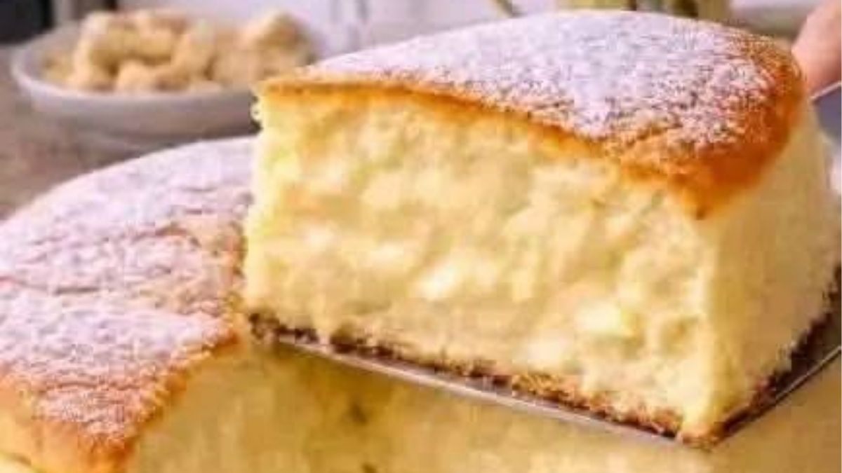 Bolo Rápido Cremoso com Iogurte: essa receita fica tão macia que parece sobremesa de confeitaria!